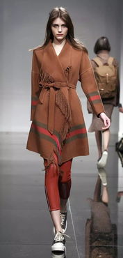 溫嶺這家工廠店今年的搶購(gòu)提前到國(guó)慶開(kāi)始了,全場(chǎng)品牌服飾50元起 萬(wàn)件商品等你挑